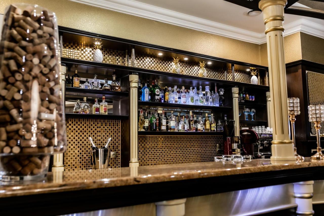 Olawian Hotel Olawa Ngoại thất bức ảnh