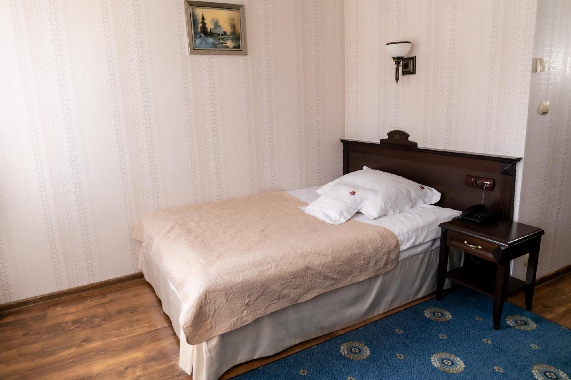 Olawian Hotel Olawa Ngoại thất bức ảnh