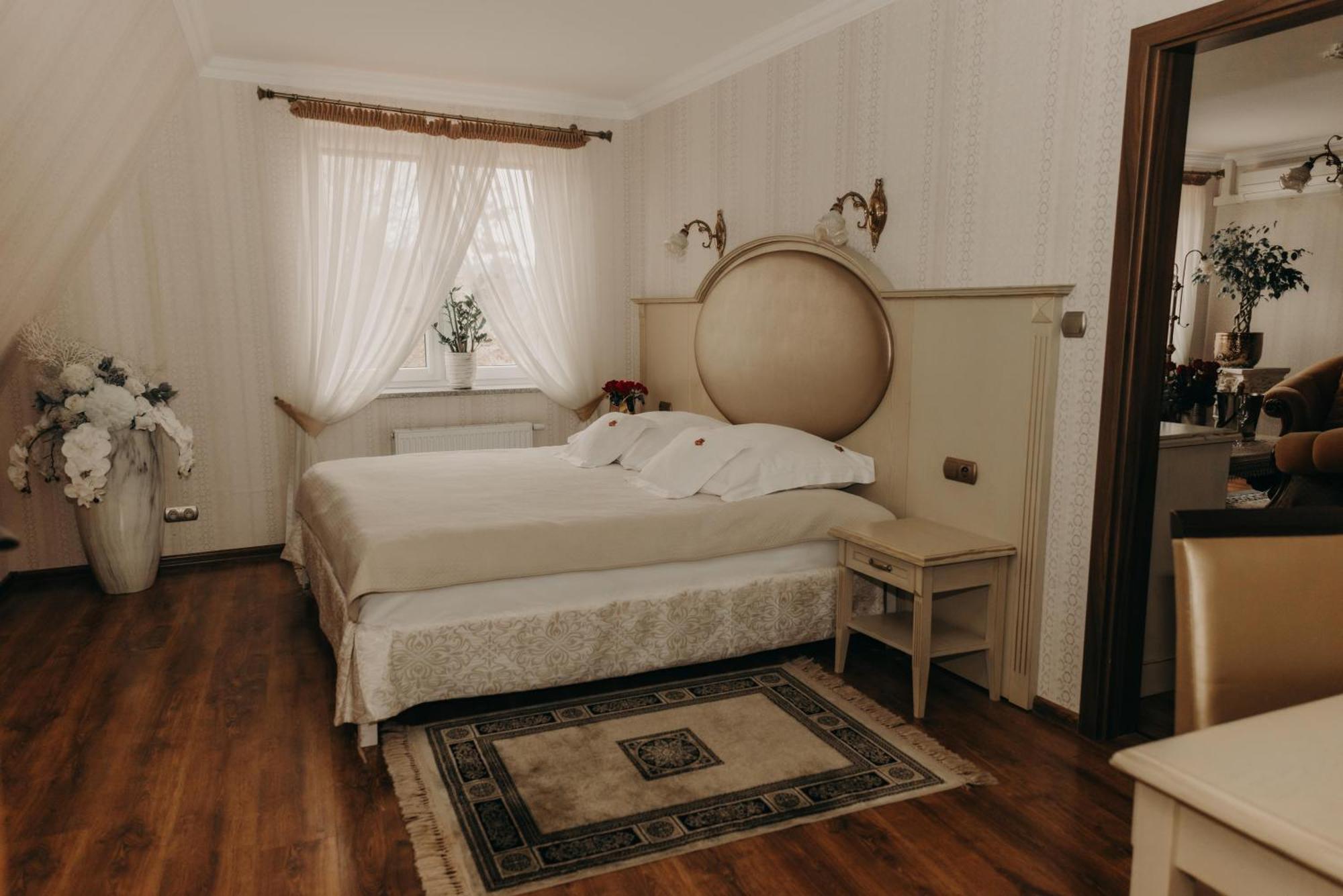 Olawian Hotel Olawa Ngoại thất bức ảnh