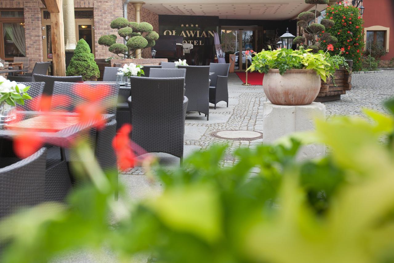 Olawian Hotel Olawa Ngoại thất bức ảnh