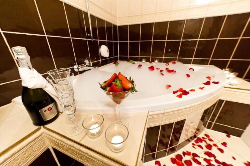 Olawian Hotel Olawa Ngoại thất bức ảnh
