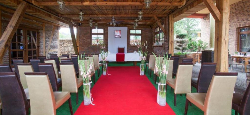 Olawian Hotel Olawa Ngoại thất bức ảnh