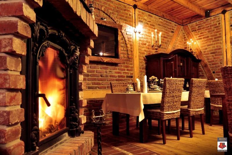 Olawian Hotel Olawa Ngoại thất bức ảnh