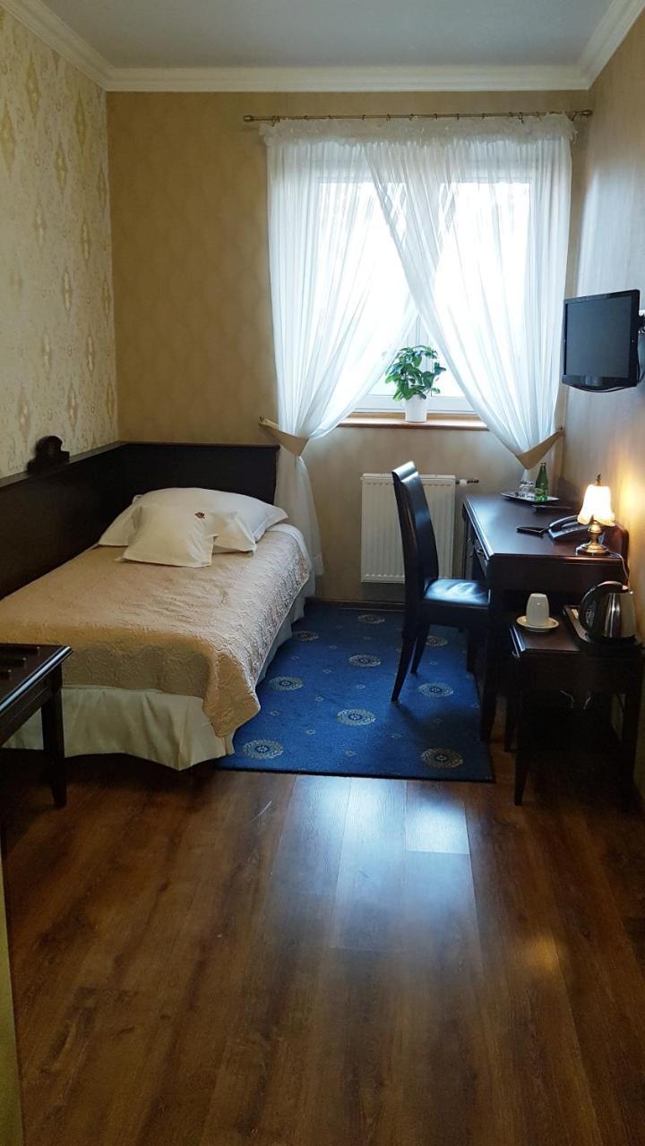 Olawian Hotel Olawa Ngoại thất bức ảnh